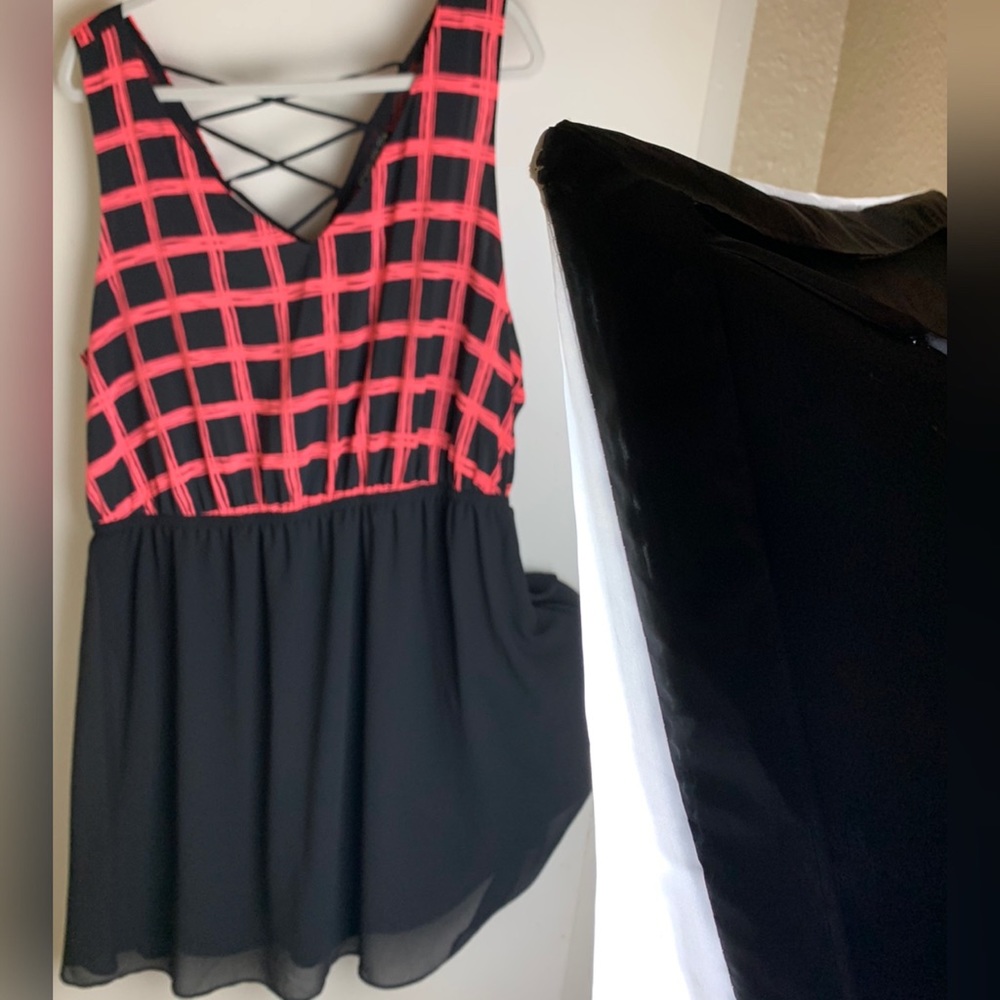 FABULOUS FLOWY FOREVER 21+ PINK & BLACK MIDI DRESS